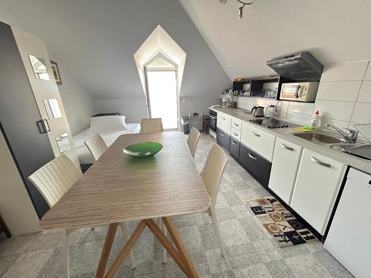 Apartments Sanda 2 Проманья Экстерьер фото